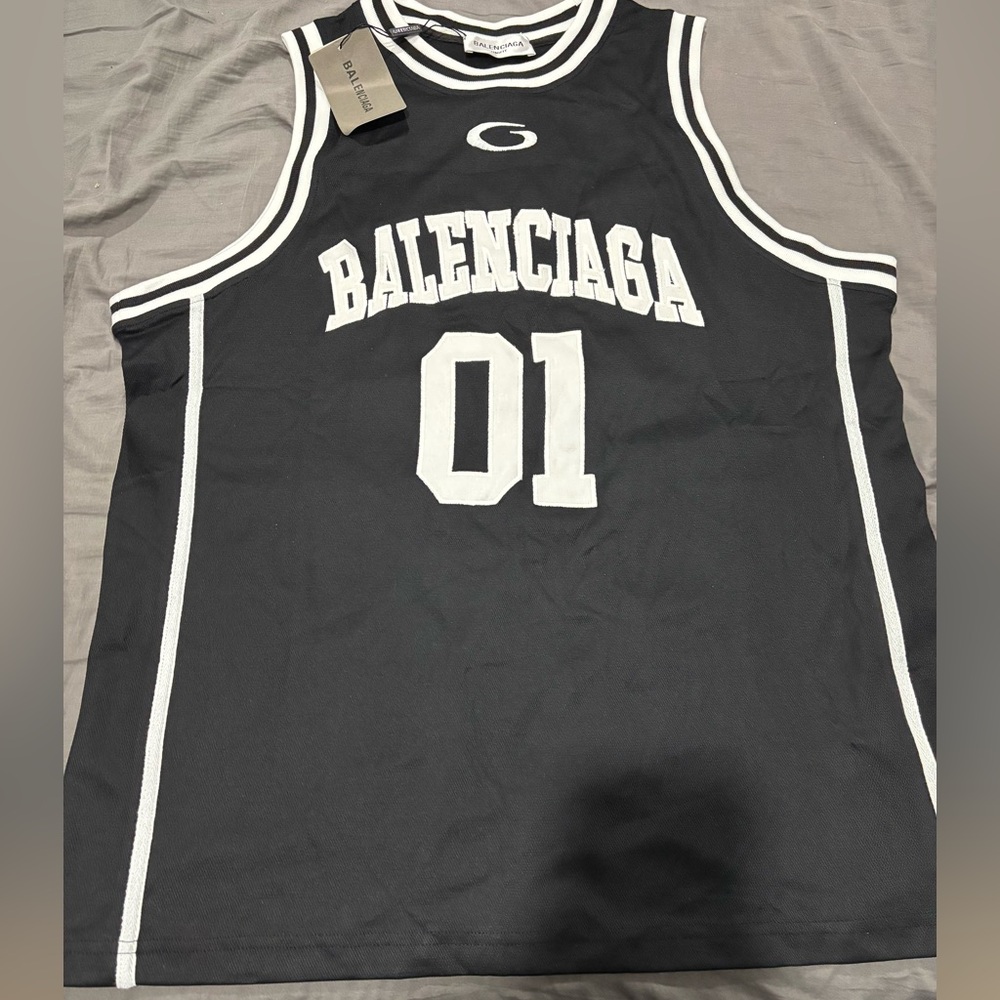 BNWT men’s Balenciaga Basketball Jersey